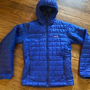 Patagonia nano puff hoody blue mens xs.